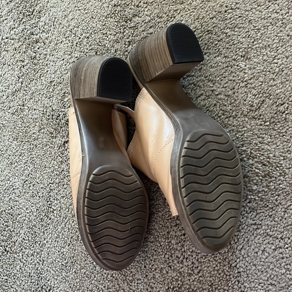 Tan Block Heels - Picture 7 of 7